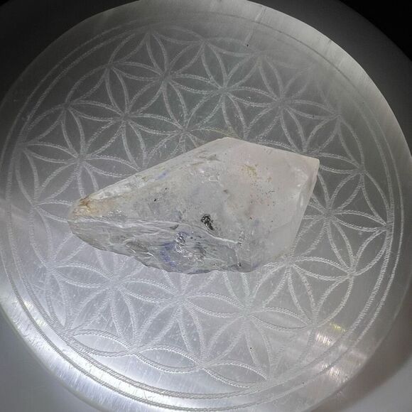 Enhydro Quartz Crystal Mobile Sediment Inclusion - Picture 5 of 13